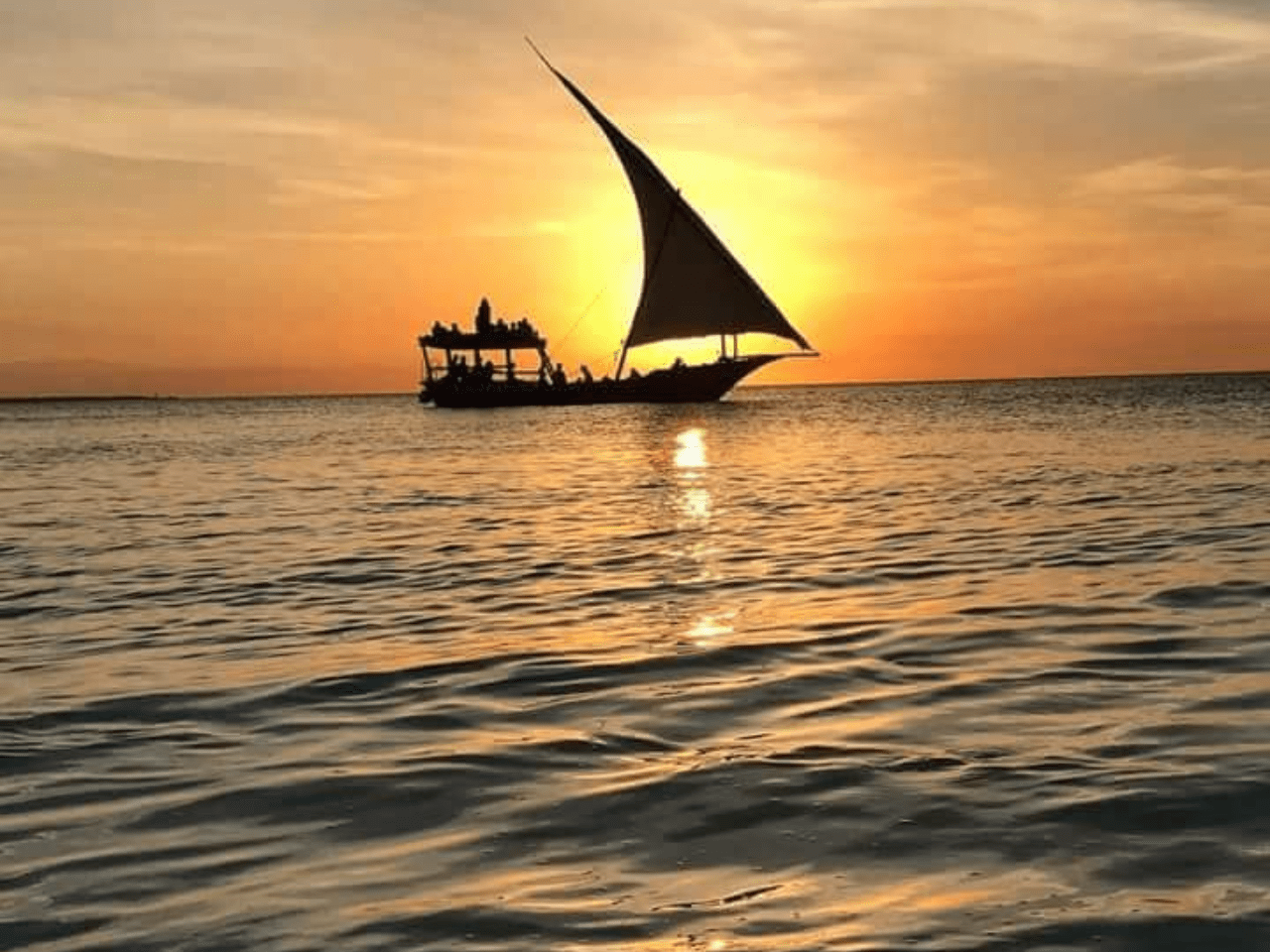 FUNZI ISLAND SUNSET DHOW